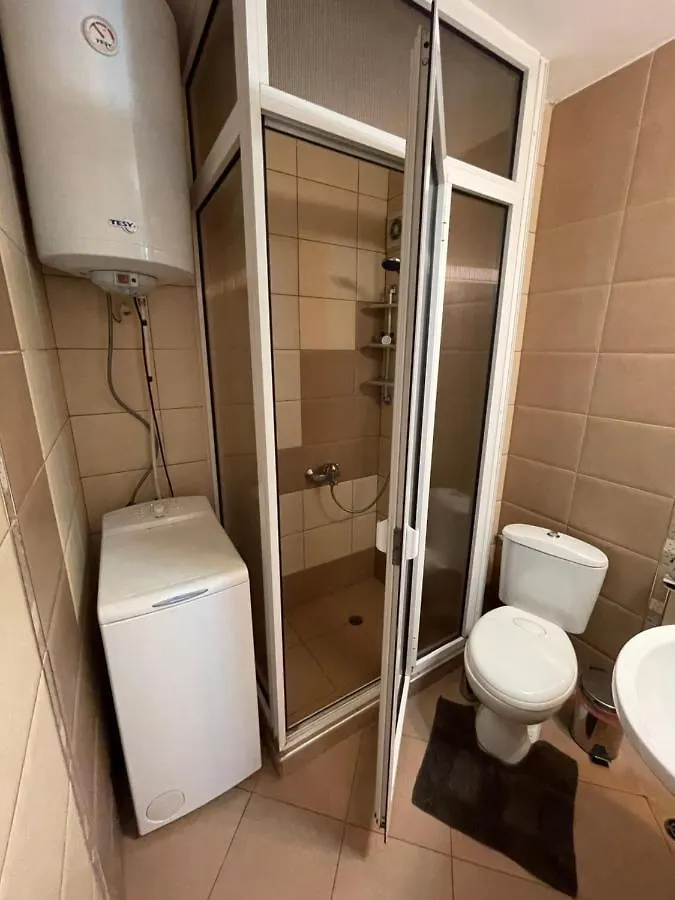 Apartment George بورغاس